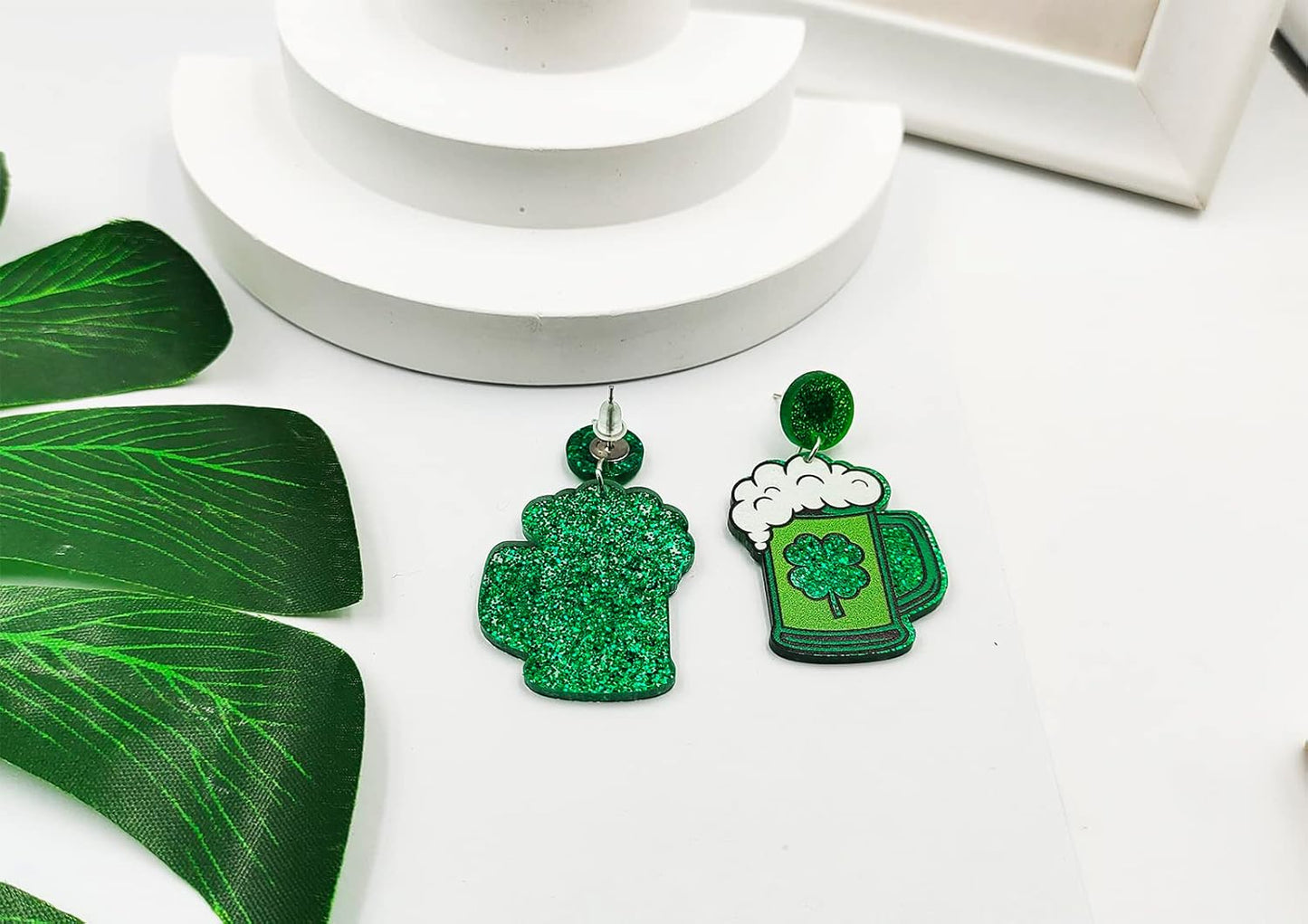 St. Patrick's Day Earrings for Women,Irish Shamrock Acrylic Dangle Earrings, Green Hat Clover Horseshoe Drop Earrings for Irish Festival